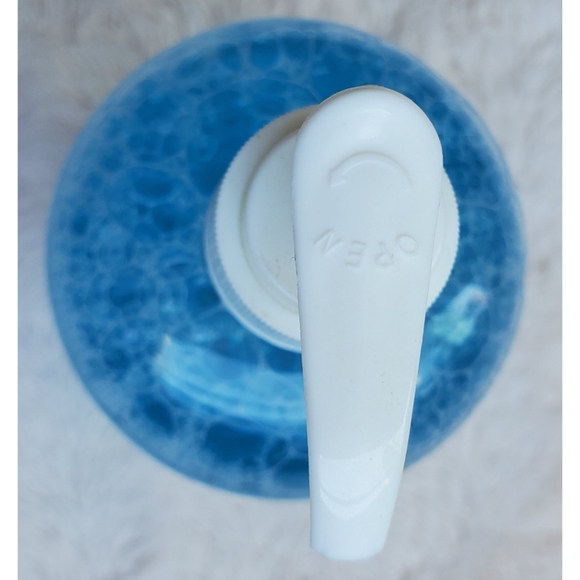 NEW Satin Smooth Skin Preparation Cleanser - Picture 11 of 16